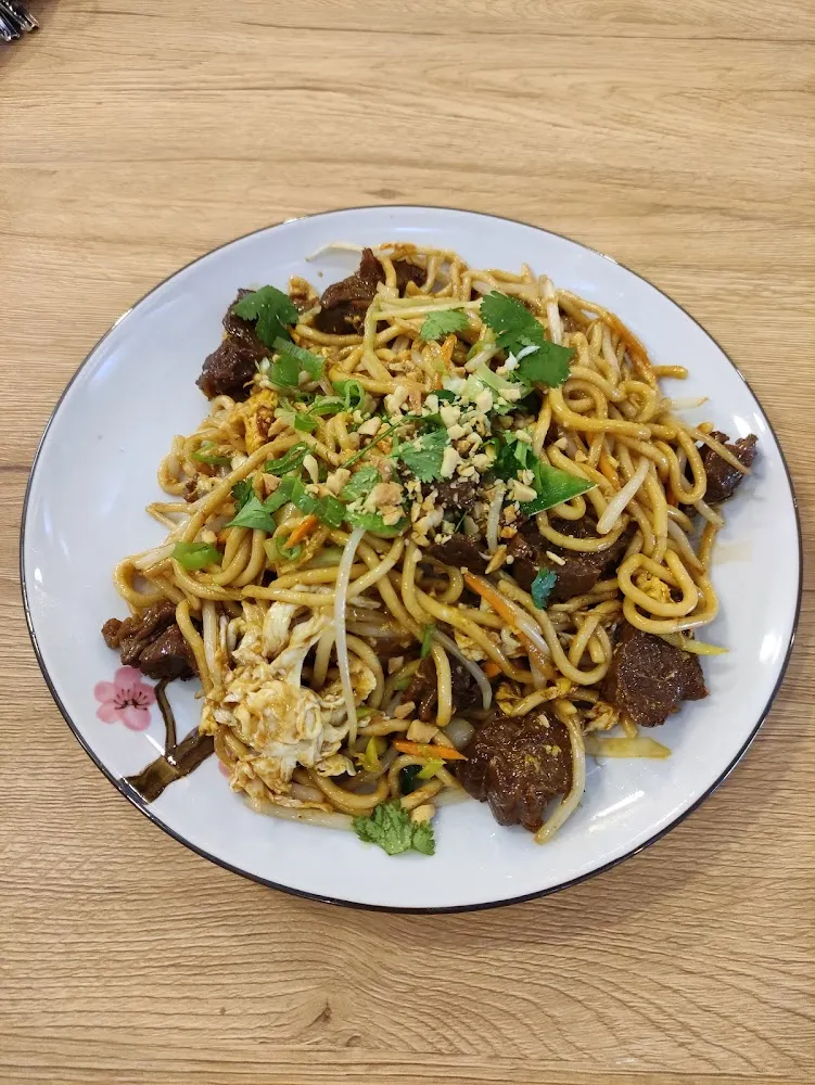 Nouilles Sautées Au Boeuf